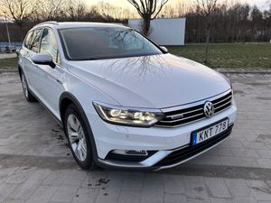 Volkswagen Passat B8 2.0 TDI BMT 4Mot Highline DSG 2016