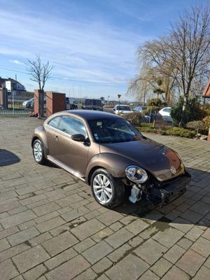 Volkswagen Beetle 1.6 TDI DPF Blue Motion Technologie Fender Edition 2013