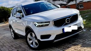 Volvo XC40 T3 Momentum Core 2022