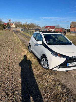 Toyota Aygo II x-play 2015