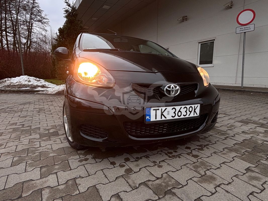 Toyota Aygo I 1.0 VVT-i Black 2011