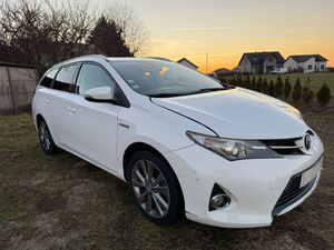 Toyota Auris II 1.8 HSD Luna 2013