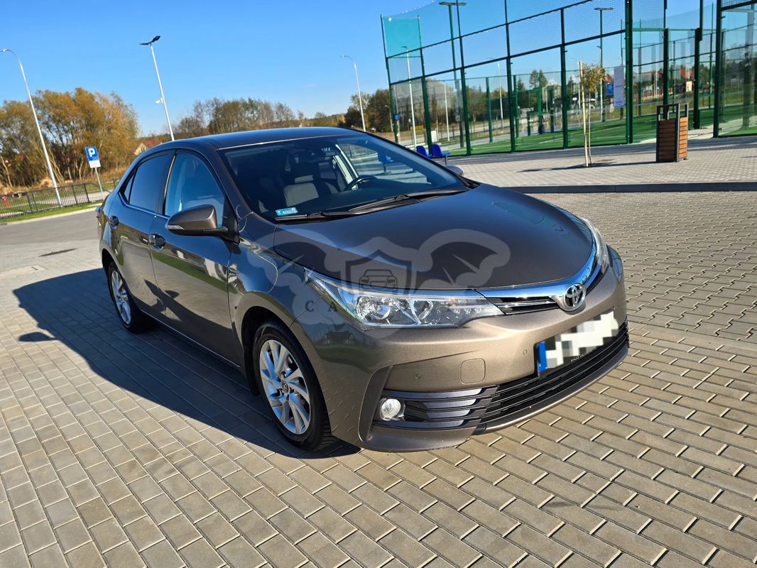 Toyota Corolla Seria E16 1.6 Comfort 2016