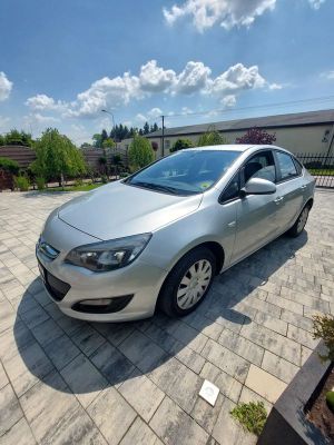 Opel Astra J 1.4 T Active EU6 2017