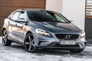 Volvo V40 II D2 Geartronic RDesign 2017