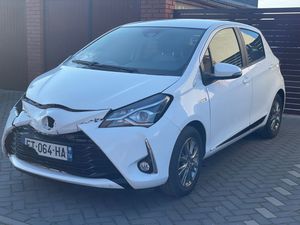 Toyota Yaris III Hybrid 100 Business Edition 2018