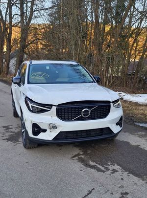 Volvo XC40 2023