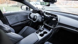 Lexus RZ 2026