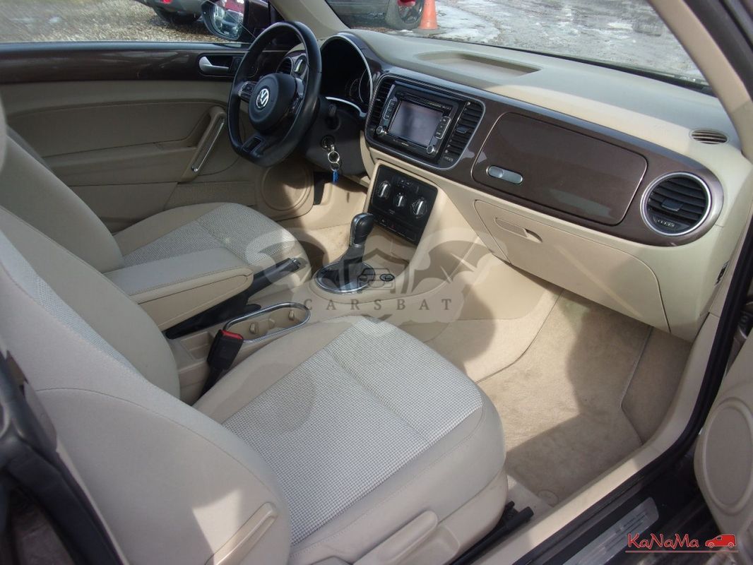 Volkswagen Beetle 2014