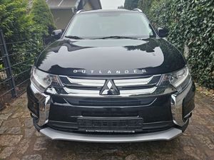 Mitsubishi Outlander III 2.2 DI-D 4WD Plus 2015