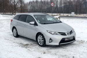Toyota Auris II 1.4 D-4D 2014