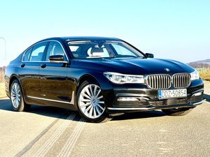 BMW 7 Series G11/12 740d xDrive 2017