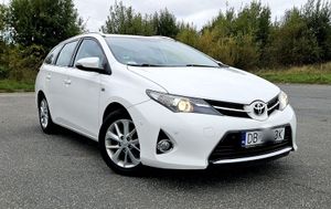Toyota Auris II 2.0 D-4D Comfort 2014