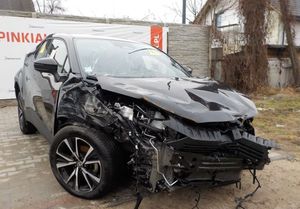 Toyota C-HR 2024