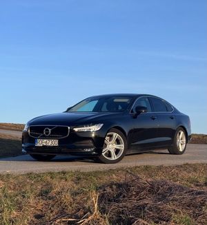 Volvo S90 D4 AWD Momentum 2018