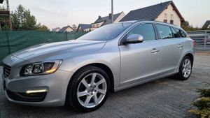 Volvo V60 I D4 Geartronic Summum 2014
