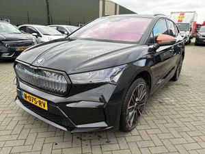 Skoda Enyaq iV 80 82kWh Founders 2021