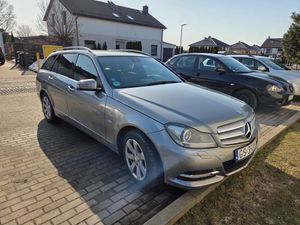 Mercedes-Benz C W204 200 CDI DPF (BlueEFFICIENCY) 7G-TRONIC Avantgarde 2012