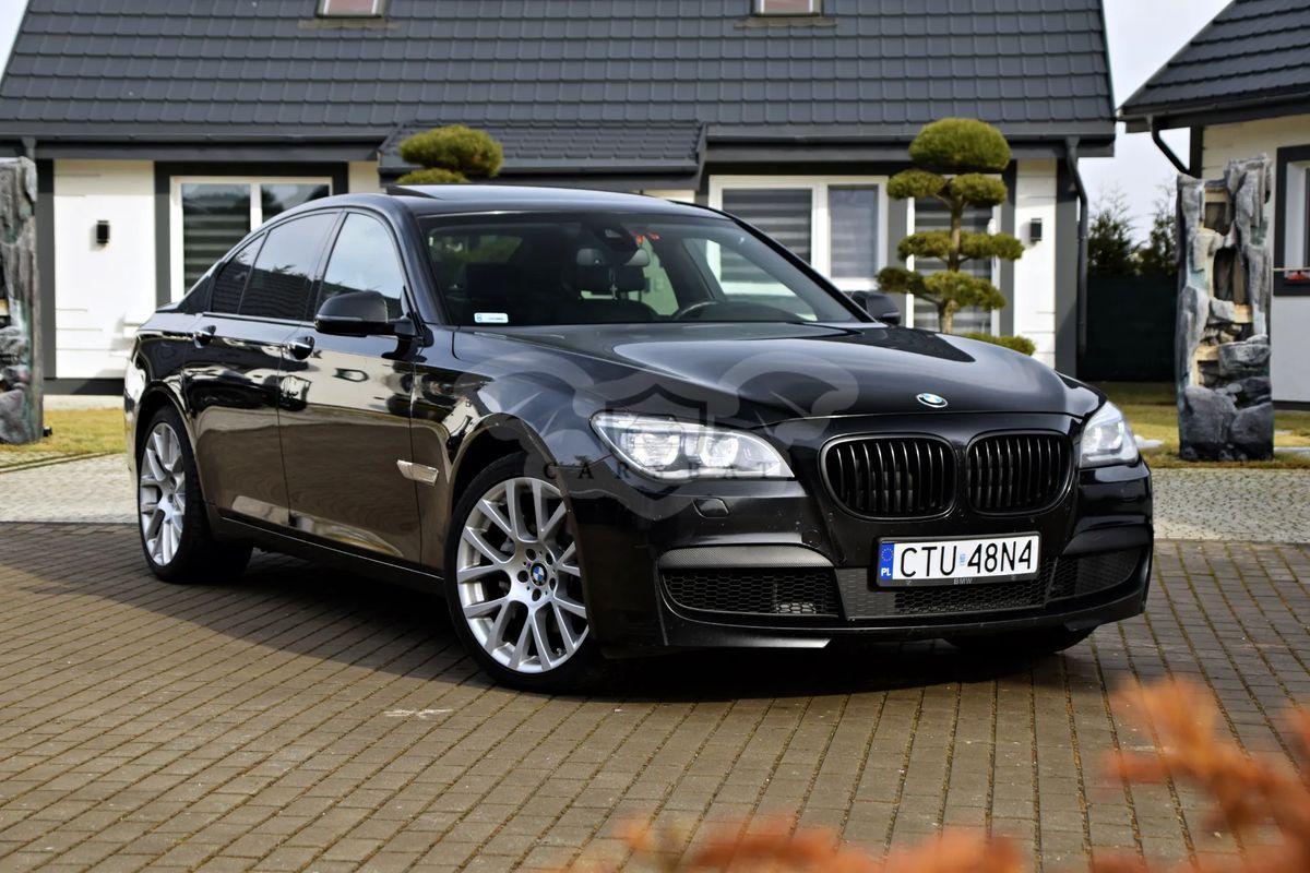 BMW 7 Series F01 740d xDrive 2012