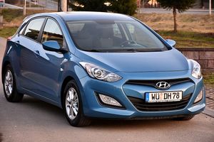 Hyundai i30 II blue 1.4 YES Gold 2014