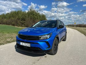 Opel Grandland 1.2 DI Automatik Ultimate 2023