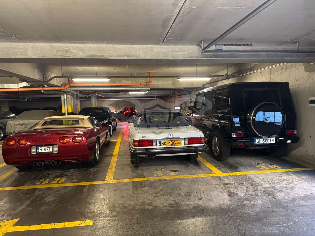 Mercedes-Benz SL R107 1987