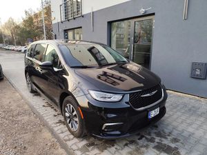 Chrysler Pacifica 2023