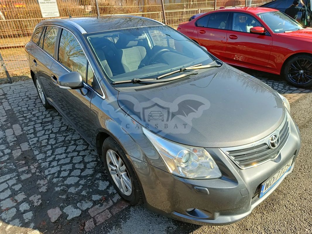 Toyota Avensis III 1.8 Luna 2011