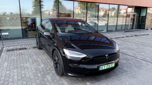 Tesla Model X 2023