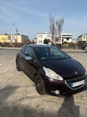 Peugeot 208 I e-HDi FAP 115 Stop&Start XY 2013