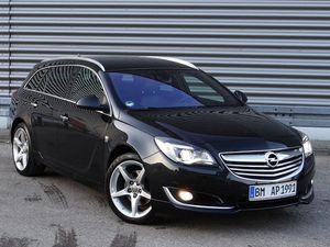 Opel Insignia A 2.0 CDTI Sport 4x4 2012