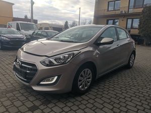 Hyundai i30 II blue 1.4 YES Gold 2015