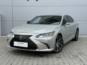 Lexus ES 300h Business Edition 2022