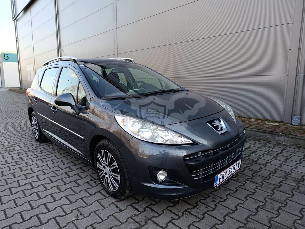 Peugeot 207 95 VTi Premium 2013