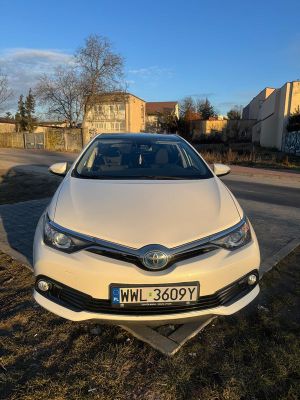 Toyota Auris II 1.8 HSD Luna 2016