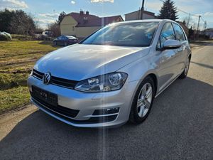 Volkswagen Golf VII 1.2 TSI BlueMotion Technology Comfortline 2013