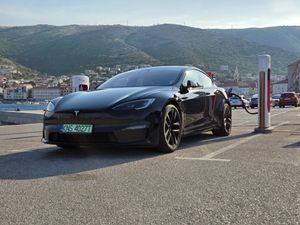 Tesla Model S Long Range AWD 2022