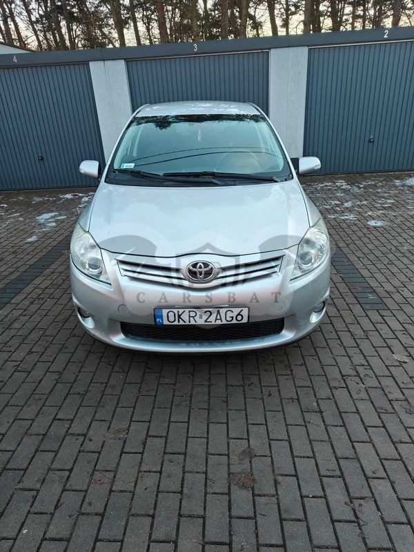 Toyota Auris I 2.0 D-4D 2010 2010
