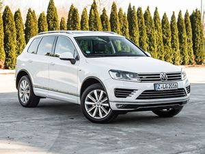 Volkswagen Touareg II 3.0 V6 TDI BMT Perfectline R-Style 2016