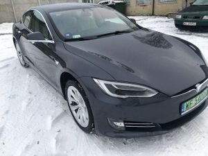 Tesla Model S 2017