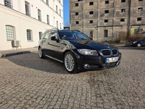 BMW 3 Series E90/E91/E92/E93 2009