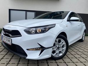 Kia Ceed III 1.0 T-GDI Business Line Plus 2024