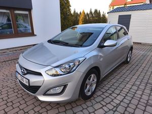 Hyundai i30 II 1.4 Intro Edition 2012