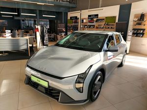 Kia EV4 81,4-kWh Air 2025