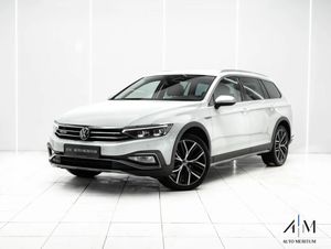 Volkswagen Passat B8 2.0 TDI SCR DSG 4Motion 2022