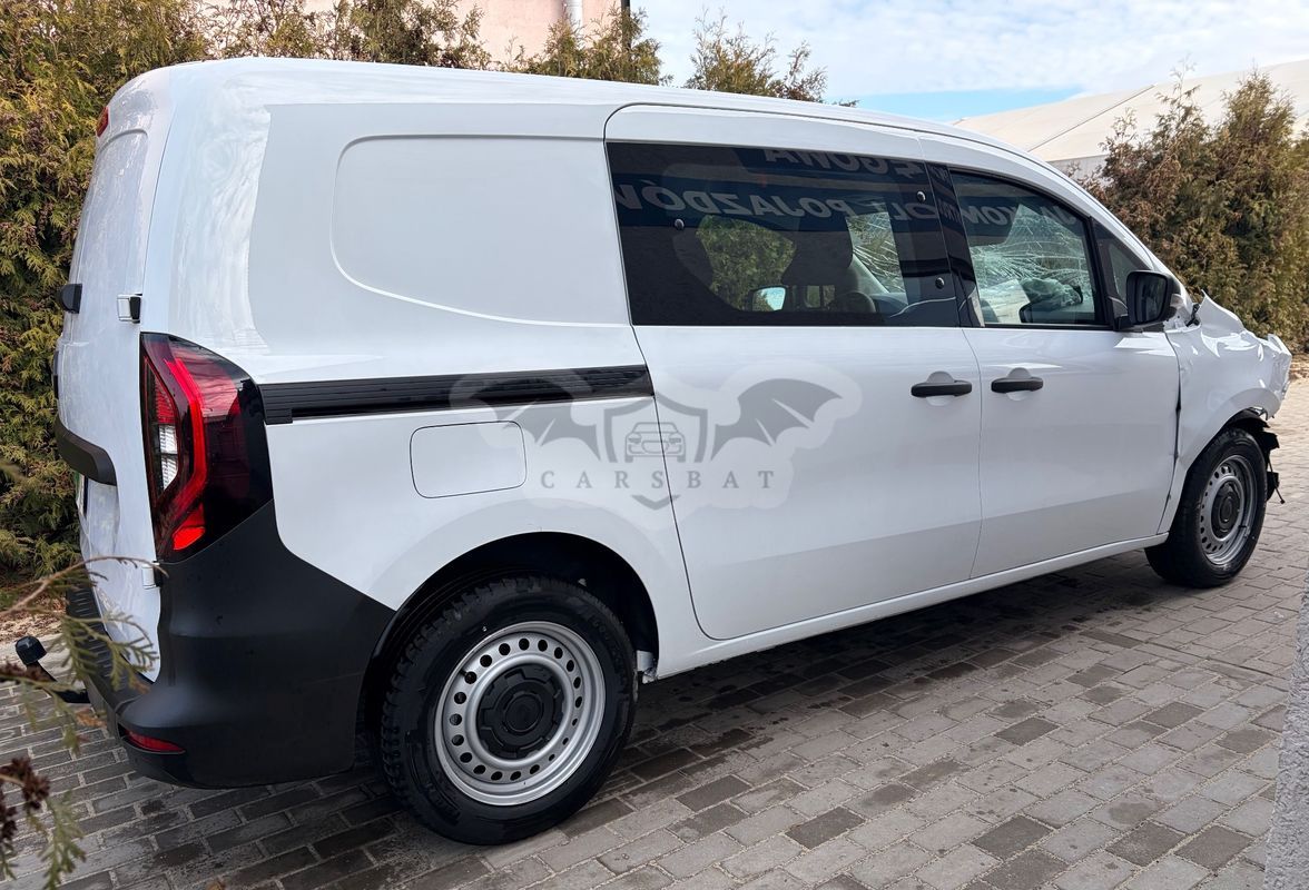 Renault Kangoo 2025
