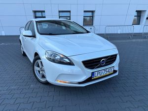 Volvo V40 II D2 Summum 2013