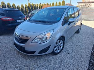 Opel Meriva II 2011