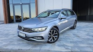 Volkswagen Passat B8 2.0 TDI EVO Business DSG 2022