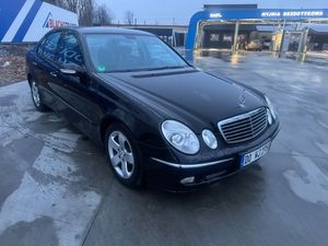 Mercedes-Benz E W211 2004